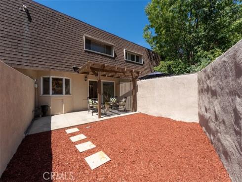 3733 N Harbor 14 Boulevard, Fullerton, CA