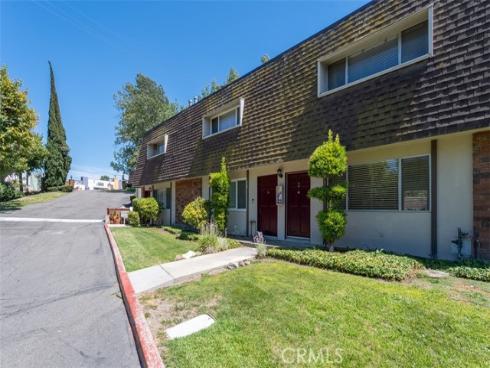 3733 N Harbor  14  Boulevard, Fullerton, CA