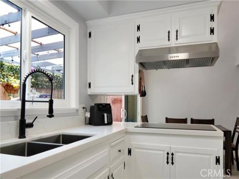 313 N Acacia C Avenue, Fullerton, CA