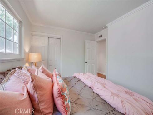 2601 Sherwood Avenue, Fullerton, CA