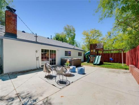 2601 Sherwood Avenue, Fullerton, CA