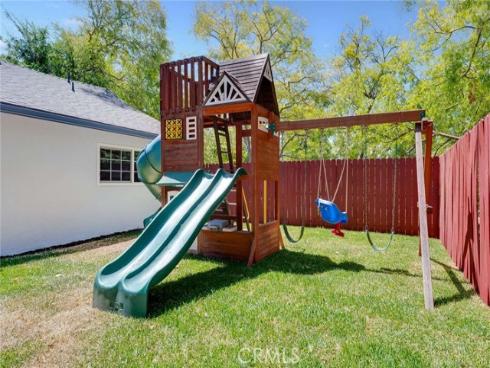 2601 Sherwood Avenue, Fullerton, CA