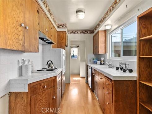 409 N Basque Avenue, Fullerton, CA