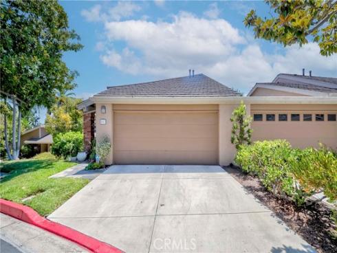 802 W Glenwood Circle, Fullerton, CA