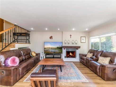 802 W Glenwood Circle, Fullerton, CA