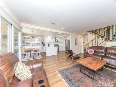 802 W Glenwood Circle, Fullerton, CA