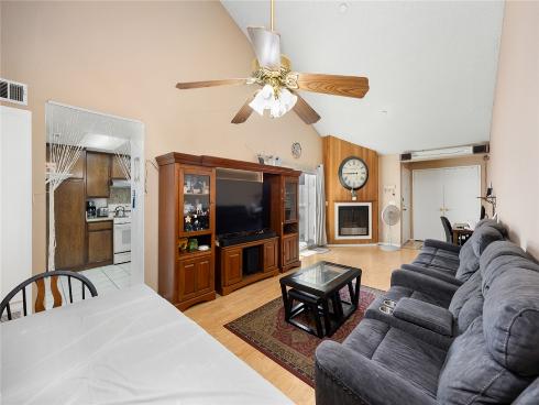 1935 W Houston 27 Avenue, Fullerton, CA