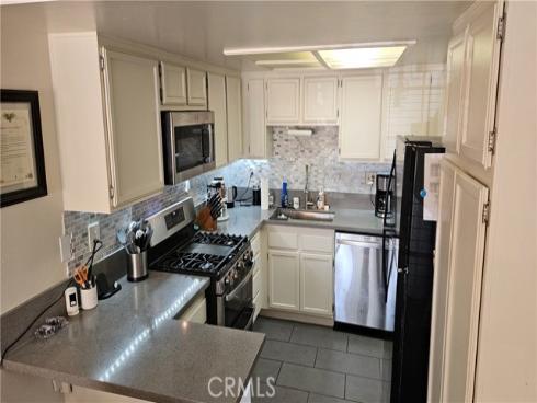 2380 W Orangethorpe  14  Avenue, Fullerton, CA