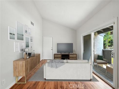 1727 Brea 224 Boulevard, Fullerton, CA