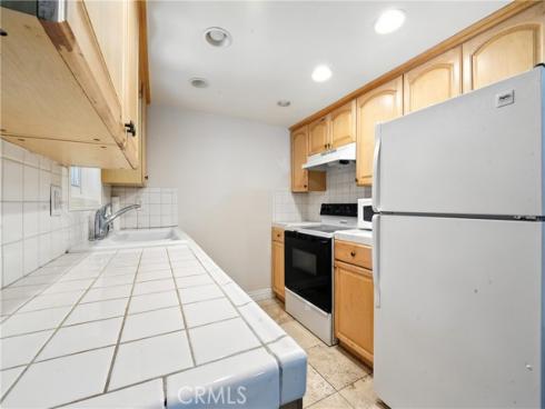 1727 Brea 224 Boulevard, Fullerton, CA