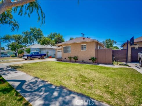 2304 W Flower Avenue, Fullerton, CA