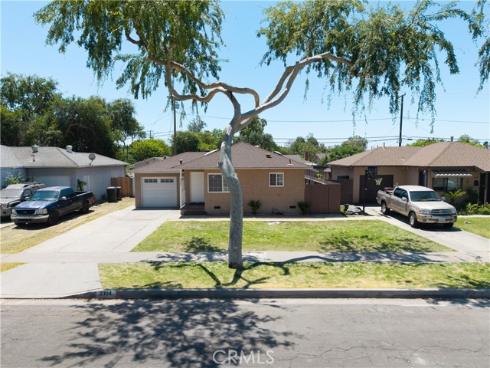 2304 W Flower Avenue, Fullerton, CA