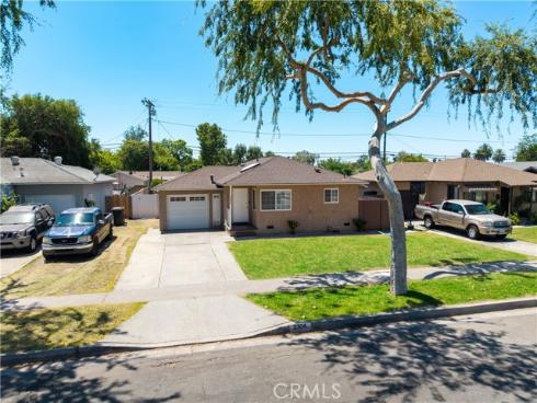 2304 W Flower Avenue, Fullerton, CA
