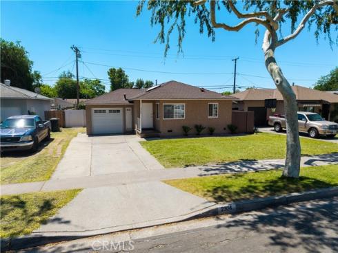 2304 W Flower Avenue, Fullerton, CA