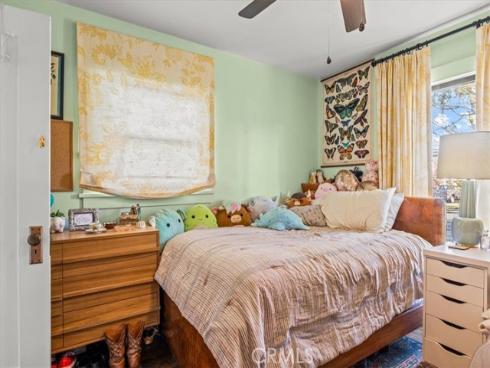 1124 E Whiting Ave , Fullerton, CA