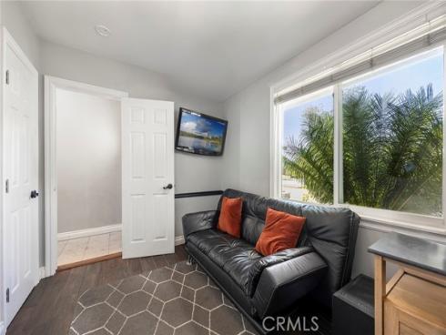 719 W Roberta Avenue, Fullerton, CA