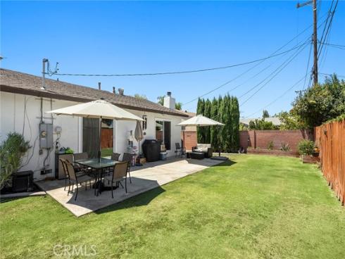 719 W Roberta Avenue, Fullerton, CA