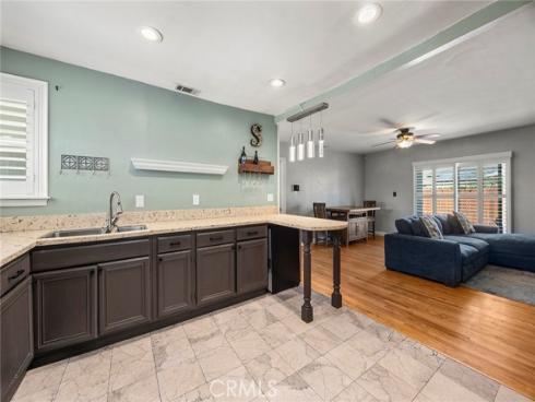 719 W Roberta Avenue, Fullerton, CA