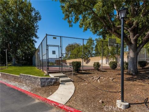 3010  Associated  122  Road, Fullerton, CA