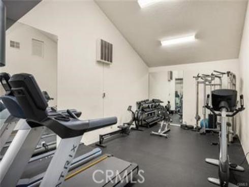 3010  Associated  122  Road, Fullerton, CA