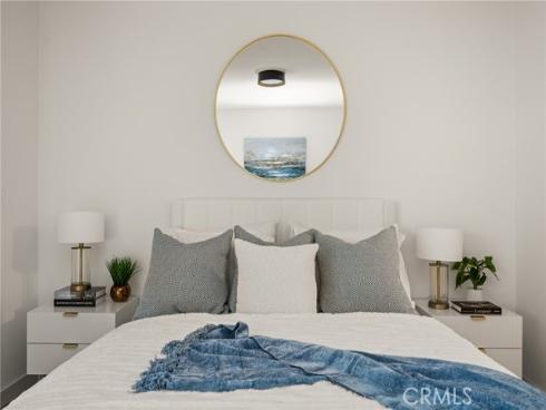 3010  Associated  122  Road, Fullerton, CA