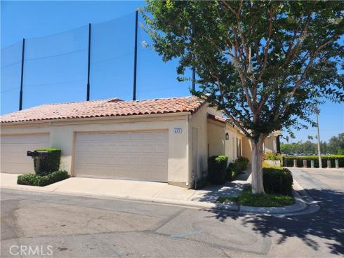 407 Thunderbird Court