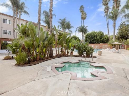 400 N Acacia  C33  Avenue, Fullerton, CA