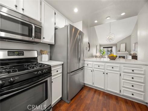 3055  Brea  4  Boulevard, Fullerton, CA