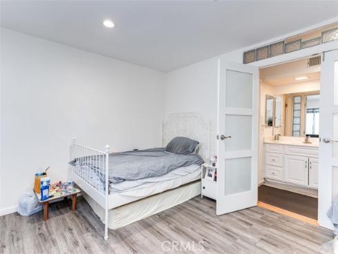 400 N Acacia  B10  Avenue, Fullerton, CA