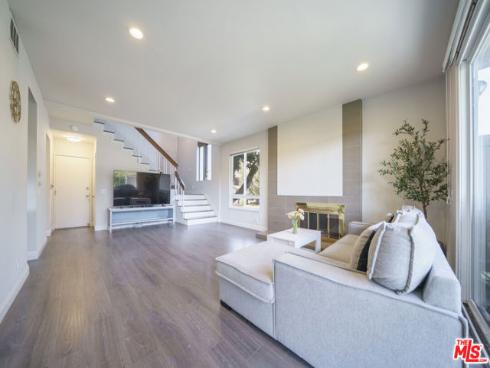 2040  Woodbriar   Court, Fullerton, CA