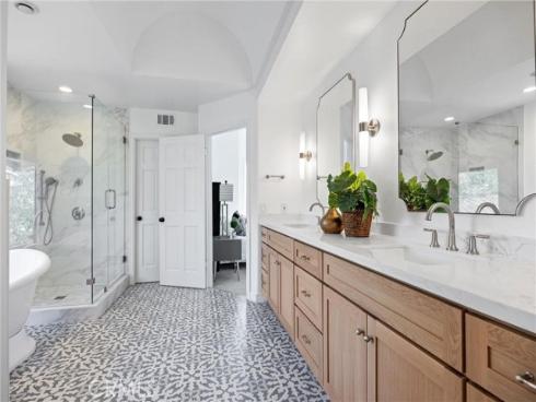 143  Hillcrest  , Fullerton, CA