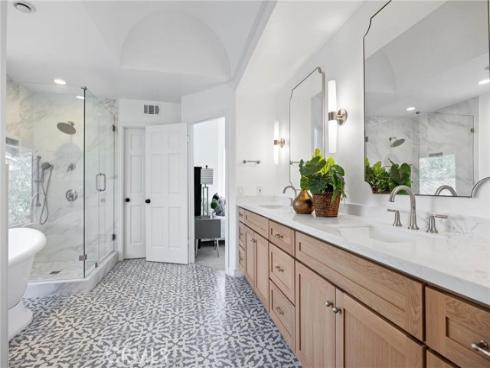 143  Hillcrest  , Fullerton, CA