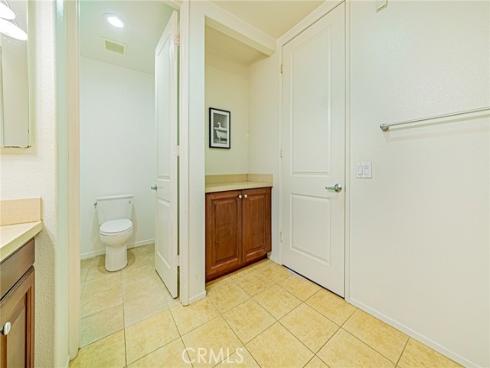 309  Metro   Court, Fullerton, CA