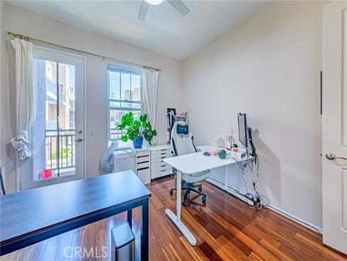 309  Metro   Court, Fullerton, CA