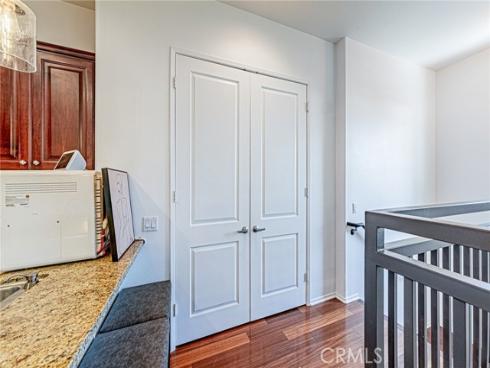 309  Metro   Court, Fullerton, CA