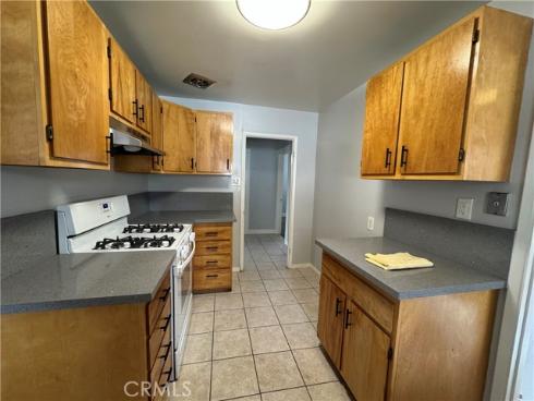 714 E Chapman   Avenue, Fullerton, CA