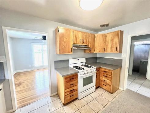 714 E Chapman   Avenue, Fullerton, CA