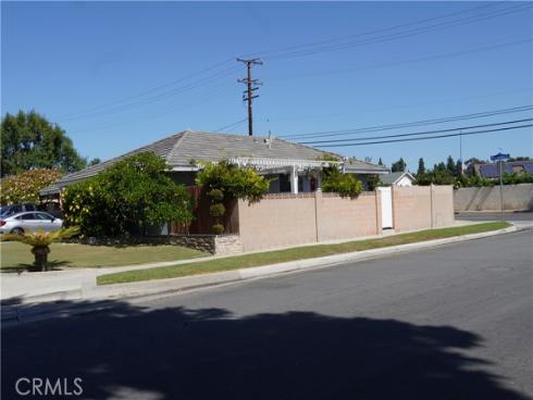 2454  Beacon   Street, Fullerton, CA