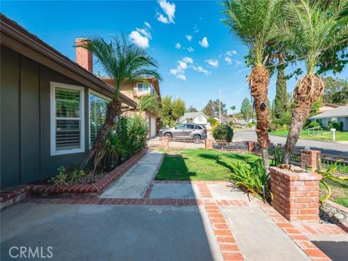 2073  Smokewood  , Fullerton, CA