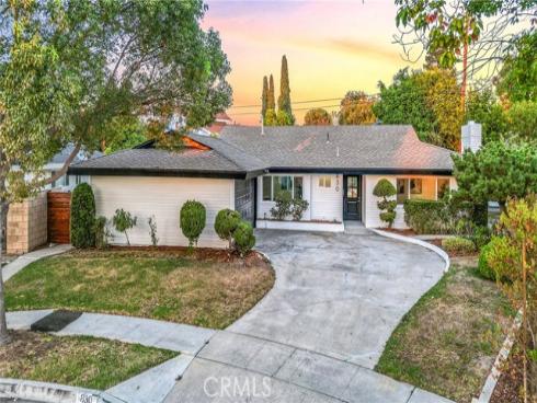 830  Delphine   Place, Fullerton, CA