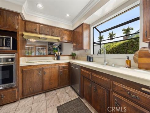 2307  Camino Recondito  , Fullerton, CA