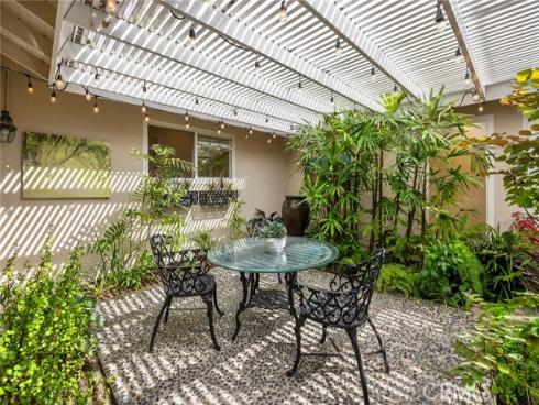 2307  Camino Recondito  , Fullerton, CA