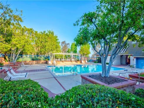 1930  Brooke   Lane, Fullerton, CA