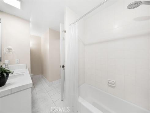 1641 S Pomona  D36  Avenue, Fullerton, CA