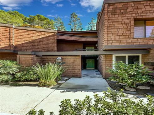 2756  Pine Creek  , Fullerton, CA