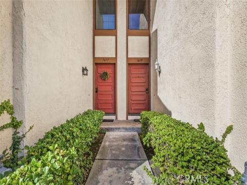 1617  Via Linda  17 , Fullerton, CA