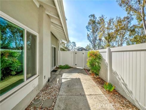 2423  Coventry Cir  , Fullerton, CA