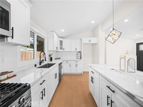 2431  Santa Ysabel   Avenue, Fullerton, CA