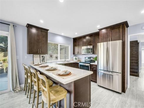 2000  Camino Centroloma  , Fullerton, CA