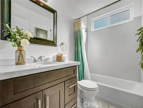 2000  Camino Centroloma  , Fullerton, CA